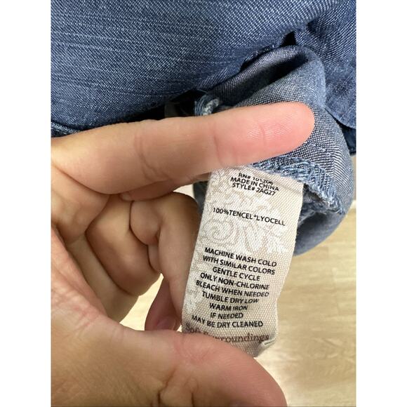 Soft Surroundings Midi Dress L Blue Take A‎ Twirl Chambray V-Neck A Line Y2K - Picture 7 of 9